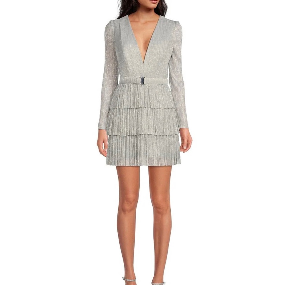 V-neck long sleeve metallic dress